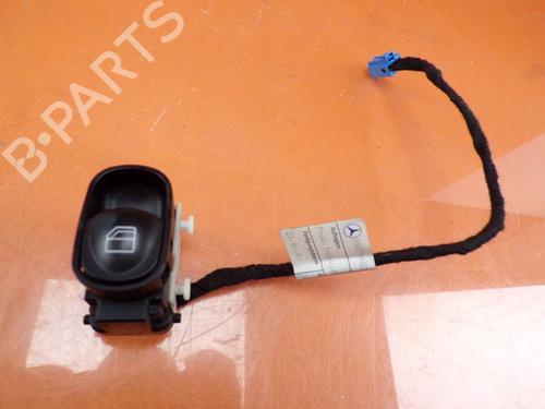 Used Switch MERCEDES-BENZ C-CLASS (W203) C 200 Kompressor (203.045) (163 hp) 32641112