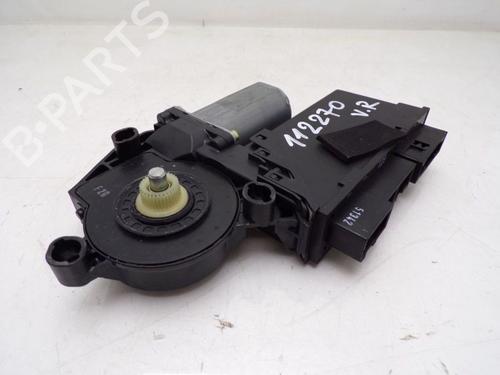 Used Right front window motor AUDI A2 (8Z0) 1.4 (75 hp) 33157709