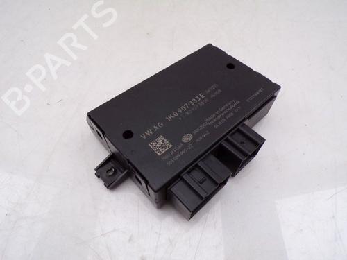 Used Electronic module VW GOLF VI Variant (AJ5) 1.6 TDI (105 hp) 30515863