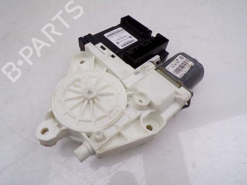 Used Right front window motor VW GOLF V (1K1) 1.9 TDI (105 hp) 32841667