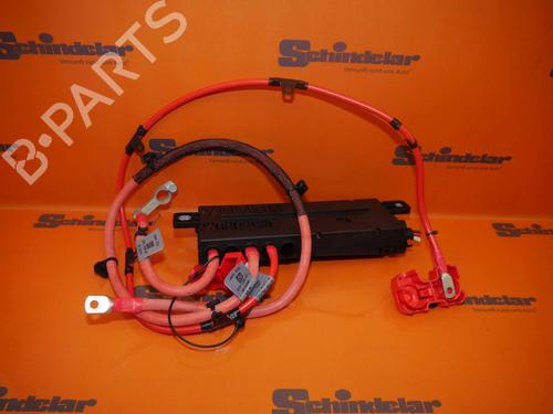 Fuse box JAGUAR XE (X760) 2.0 D | BP24390044E1