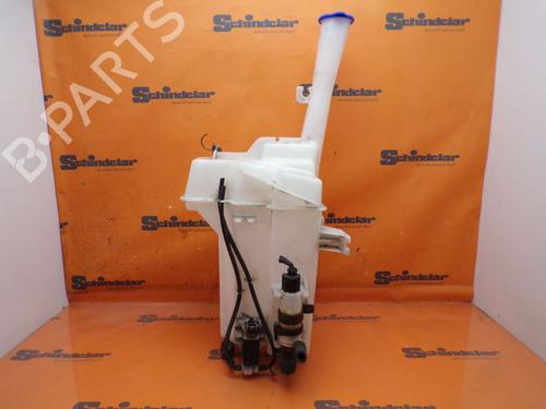Used Windscreen washer tank KIA CARENS IV 1.7 CRDi (136 hp) 30047538