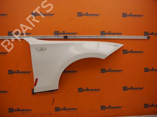 Aile avant droite BMW 1 (E81) 116 i (122 hp) 24413345