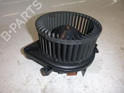 Varmeblæser AUDI A4 B6 (8E2) 1.9 TDI (130 hp) 32823576