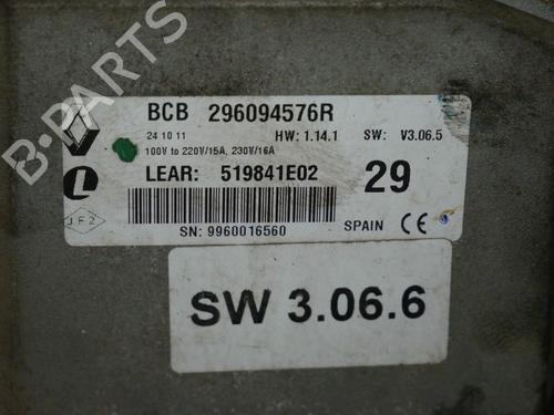Control unit RENAULT KANGOO Express (FW0/1_) Z.E. (FW0Z, FW1Z) | BP30189485M11