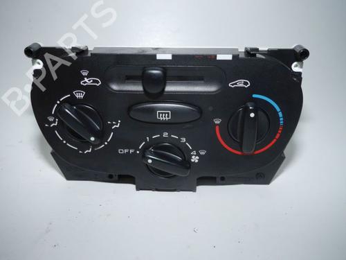 Commande Chauffage PEUGEOT 206+ (2L_, 2M_) 1.4 i (2LKFWA, 2MKFWA) (75 hp) 33141191