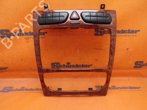 Andre MERCEDES-BENZ C-CLASS (W203) C 180 Kompressor (203.046) (143 hp) 25705186