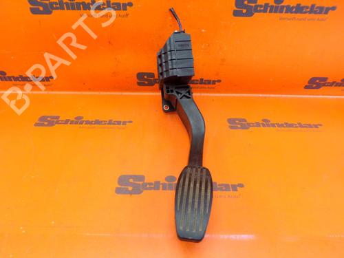 Used Pedal FIAT 500 C (312_) 1.2 (312CXA1A, 312AXA1A) (69 hp) 25828574