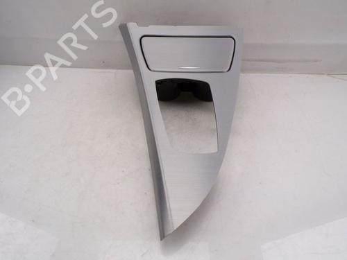 Used Middle console Middle console BMW 6 Coupe (F13) 640 i (320 hp) 33743784 33743784