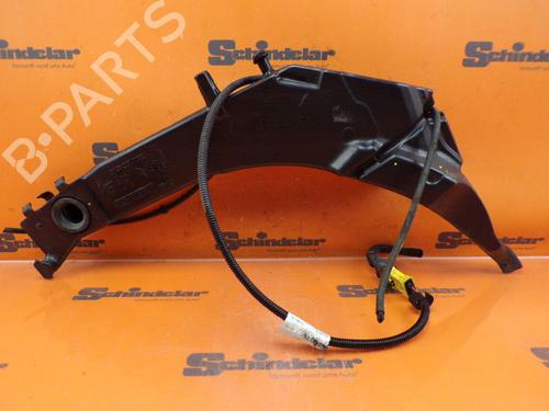 Used Windscreen washer tank PEUGEOT 308 II (LB_, LP_, LW_, LH_, L3_) 1.6 BlueHDi 120 (120 hp) 24412614