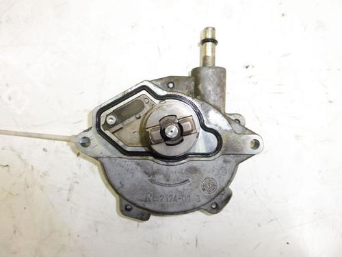 Used Vacuum pump MERCEDES-BENZ C-CLASS (W203) C 180 Kompressor (203.046) (143 hp) 33141656