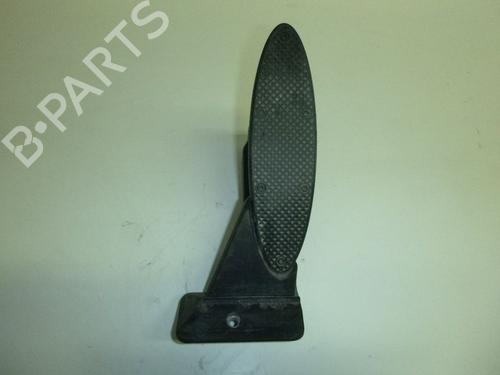 Used Pedal MINI MINI (F55) One (102 hp) 33143654