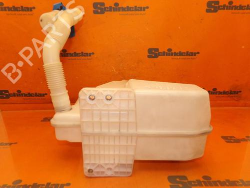 Windscreen washer tank VW GOLF PLUS V (5M1, 521) 1.6 FSI | BP26374690C113 
