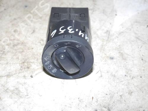 Used Headlight switch AUDI A4 B7 Avant (8ED) 2.0 TDI (140 hp) 24381760