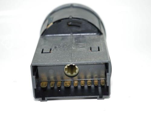 Headlight switch VW POLO (9N_, 9A_) 1.2 | BP24380931I24 
