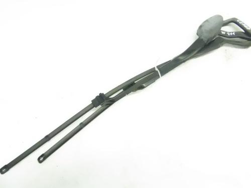 Used Front windshield wiper arm MERCEDES-BENZ E-CLASS T-Model (S211) E 220 T CDI (211.208) (170 hp) 24383069