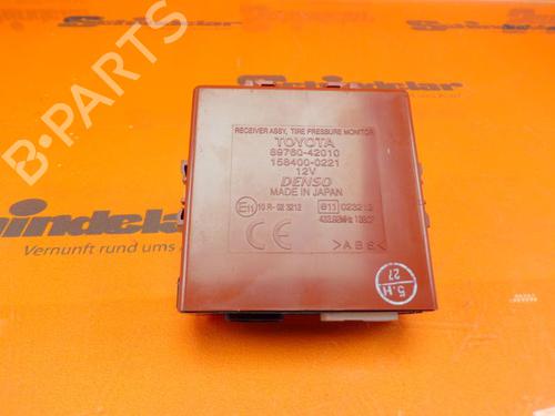 Used Electronic module Electronic module TOYOTA RAV 4 III (_A3_) 2.2 D 4WD (ALA30_, ALA30R) (177 hp) 33146697 33146697