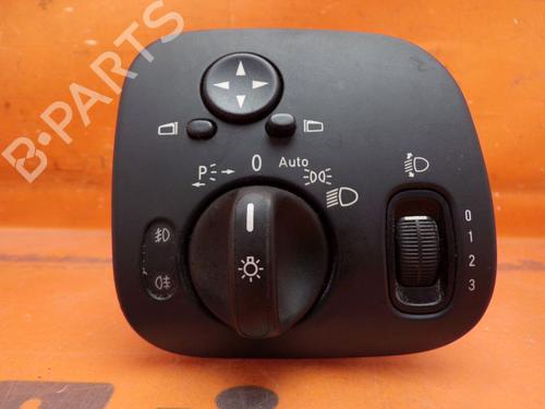 Used Headlight switch MERCEDES-BENZ C-CLASS (W203) C 180 (203.035) (129 hp) 25705236