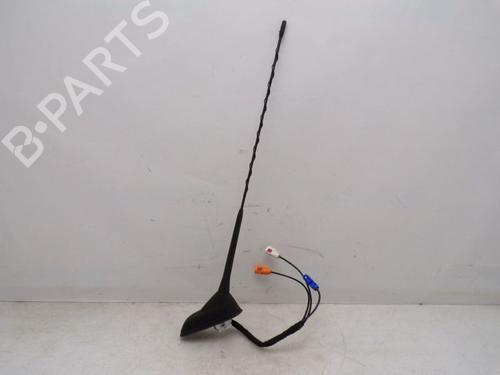 Antenne/Base PEUGEOT 2008 I (CU_) 1.2 THP 110 / PureTech 110 (110 hp) 32839226