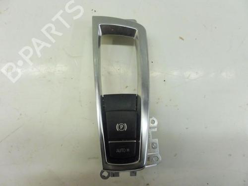 Used Switch Switch BMW 5 Touring (F11) 525 d (204 hp) 33142224 33142224