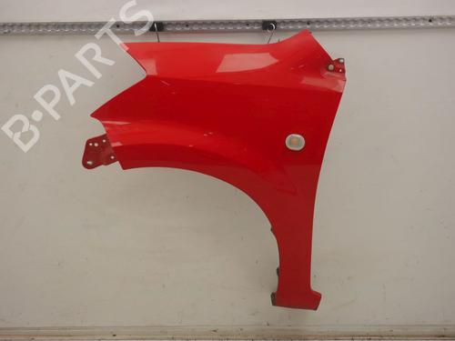 Aleta delantera izquierda DAIHATSU SIRION (M3_) 1.0 (M300) (70 hp) 33156074