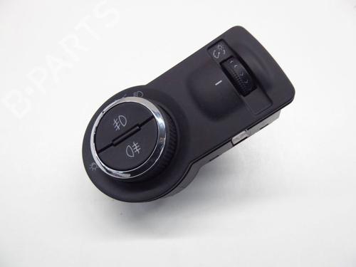 Used Headlight switch OPEL ASTRA J Sports Tourer (P10) 2.0 CDTI (35) (165 hp) 33143588