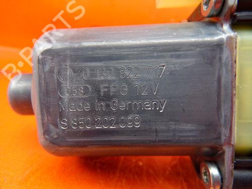 Right front window motor AUDI A3 (8V1, 8VK) 1.6 TDI | BP32643666E20
