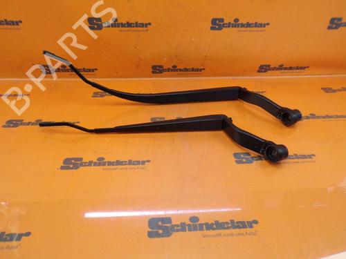 Used Front windshield wiper arm Front windshield wiper arm MITSUBISHI ECLIPSE CROSS (GK_, GL_) 1.5 T-Mivec (163 hp) 37448638 37448638