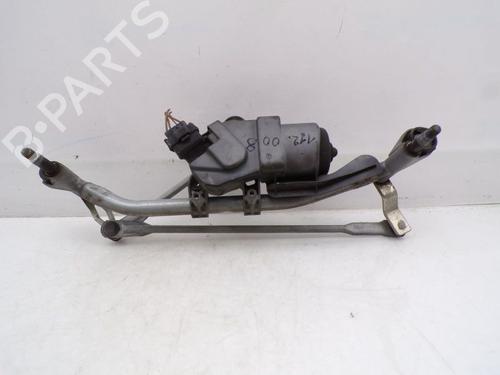 Used Front wiper motor PEUGEOT 1007 (KM_) 1.4 HDi (68 hp) 32840426