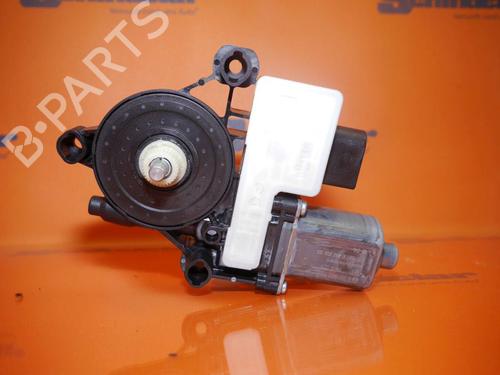 electronic-module-audi-a4-b9-avant-8w5-8wd-2015-33146177 main image