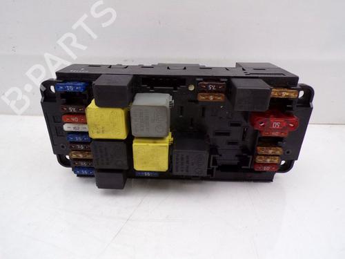 Used Fuse box MERCEDES-BENZ CLK (C209) CLK 200 Kompressor (209.342) (163 hp) 32673176