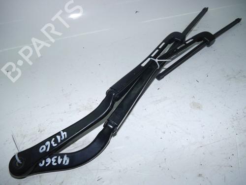 Used Front windshield wiper arm BMW 3 Touring (E91) 325 d (197 hp) 24381403