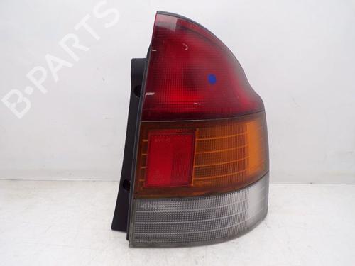 Feu arrière droit MAZDA 323 P V (BA) 1.5 16V (88 hp) 32839239