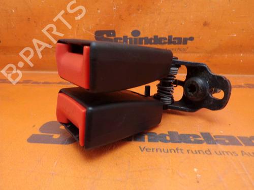 Used Seat buckle FORD KUGA I 2.0 TDCi (136 hp) 32837802