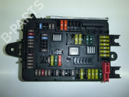 Used Fuse box BMW 3 Touring (F31) 318 d (143 hp) 24386473