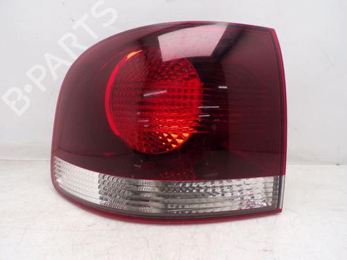 Używane Lampa tylna lewa VW TOUAREG (7LA, 7L6, 7L7) 3.0 V6 TDI (225 hp) 30797444