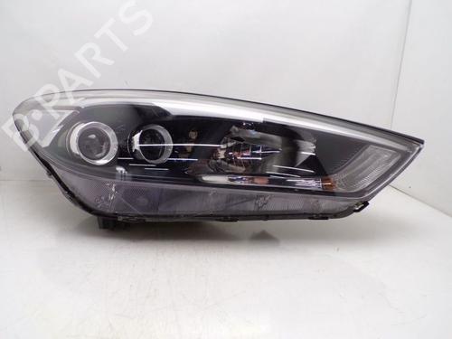 Used Right headlight HYUNDAI TUCSON (TL, TLE) 1.7 CRDi (141 hp) 30670023