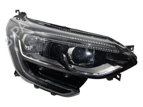 right-headlight-renault-megane-iv-hatchback-b9amn_-2015-40024620 main image