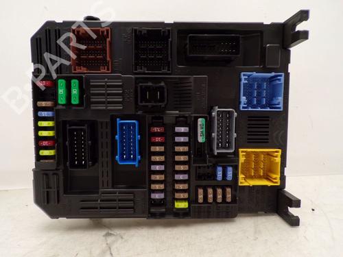 Used Fuse box CITROËN C3 III (SX) 1.2 THP 110 (SXHNPS, SXHNZT, SXHNZ6) (110 hp) 30669978