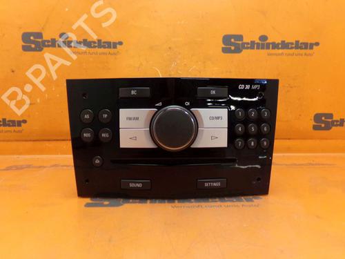 Used Radio OPEL ZAFIRA / ZAFIRA FAMILY B (A05) 2.2 (M75) (150 hp) 33152435