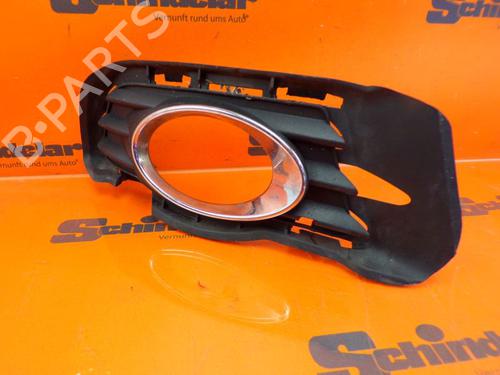 left-front-fog-light-mercedes-benz-c-class-w204-2007-2008-2009-2010-2011-2012-2013-2014-2015-32642678 main image