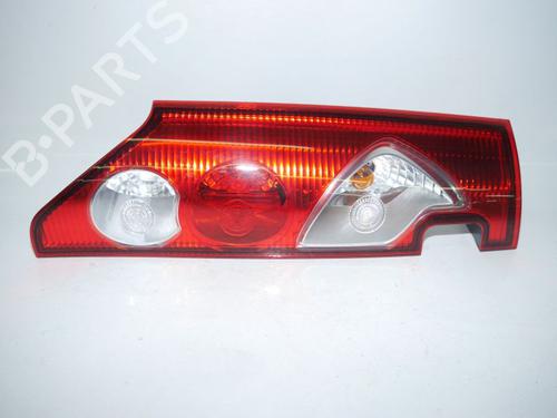 Venstre baglygte RENAULT KANGOO Express (FW0/1_) 1.6 (FW00, FW0E, FW0N, FW0P, FW0Y) (87 hp) 32825819