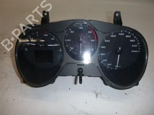 Used Display monitor SEAT ALTEA (5P1) 2.0 TDI (140 hp) 32635684