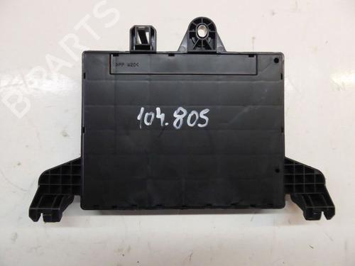 Fuse box OPEL ASTRA J (P10) 1.4 (68) | BP32637769E1