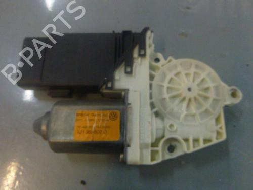 Used Electronic module VW GOLF IV (1J1) 1.6 (100 hp) 24380007