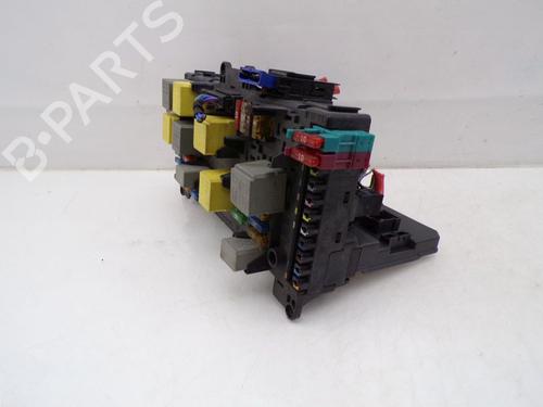 Fuse box MERCEDES-BENZ VITO Bus (W639) 109 CDI (639.701, 639.703, 639.705) | BP32651673E1