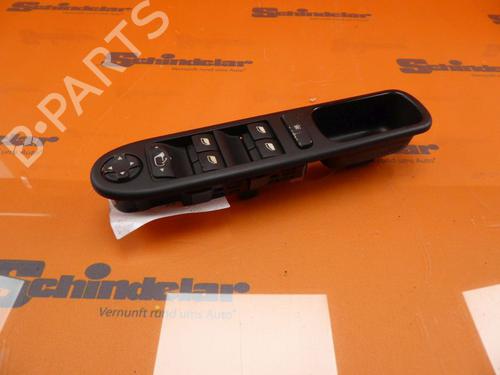 Switch RENAULT CLIO III (BR0/1, CR0/1) 1.2 16V (BR02, BR0J, BR11, CR02, CR0J, CR11) | BP24390358I30