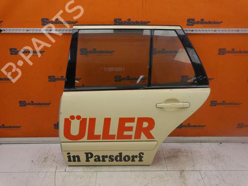 Puerta trasera izquierda MERCEDES-BENZ E-CLASS T-Model (S210) E 220 T CDI (210.206) (125 hp) 32837092