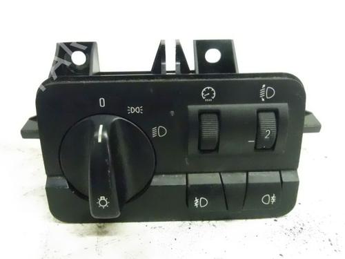 Used Headlight switch BMW 3 (E46) 318 i (118 hp) 24383233