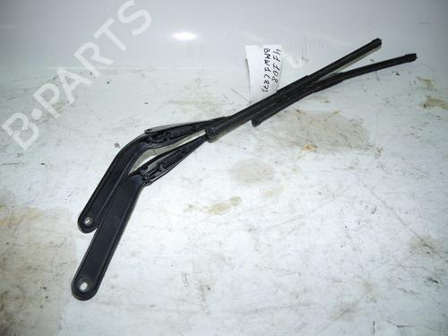 Used Front windshield wiper arm BMW 1 (E81) 123 d (204 hp) 32634431